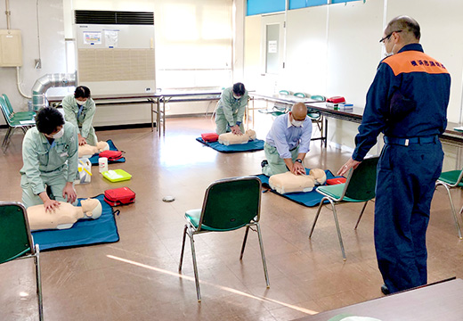 Conducting AED First Aid Training