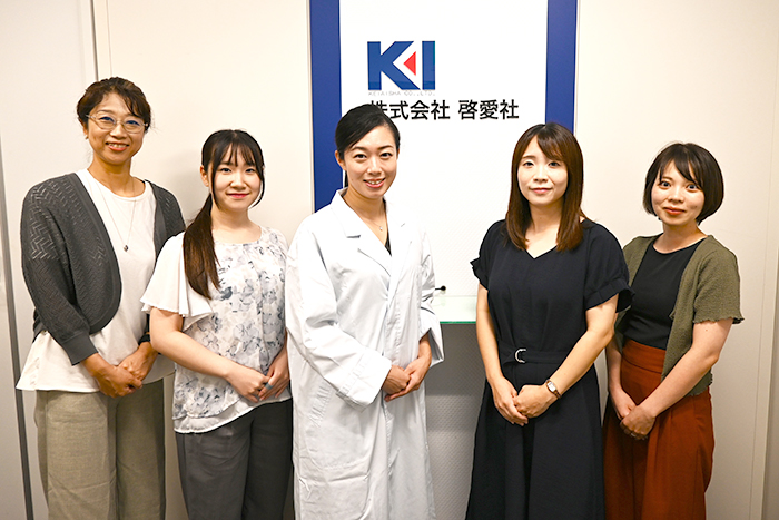 本社産業医と人事総務の健康管理スタッフ